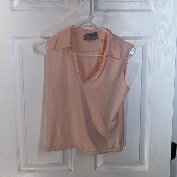 Old Navy Tops - Old Navy collection Stretch Medium